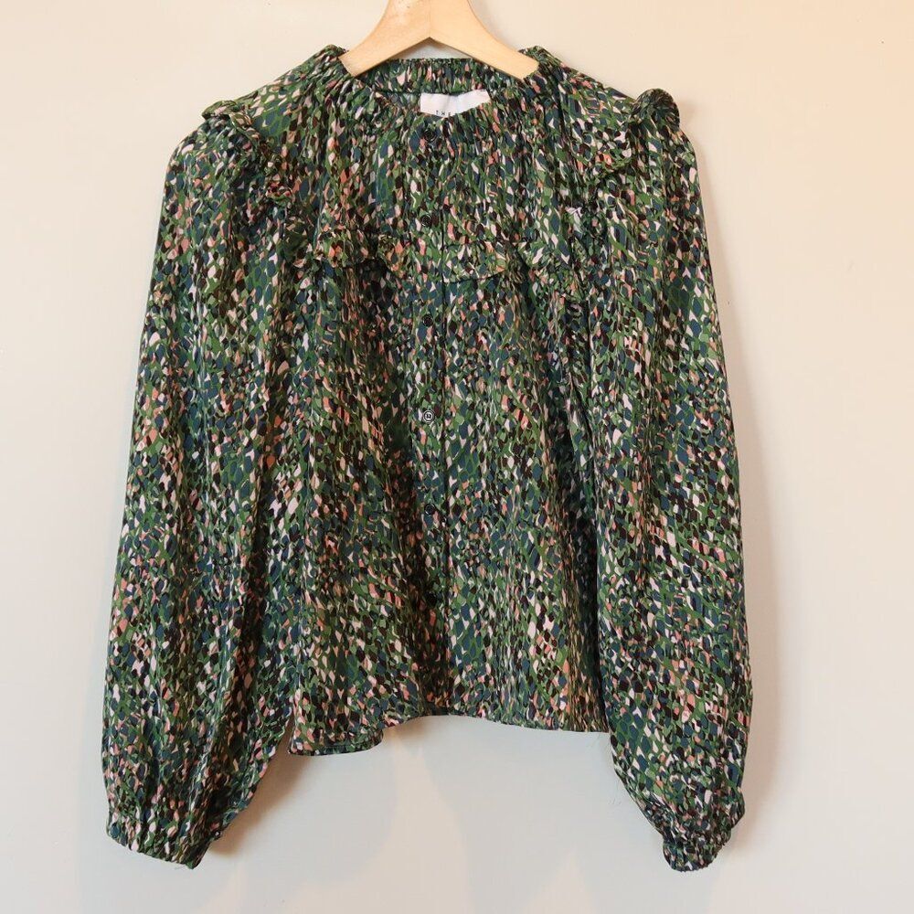 THE SHIRT ROCHELLE BEHRENS button down blouse green multi ruffle M cottagecore
